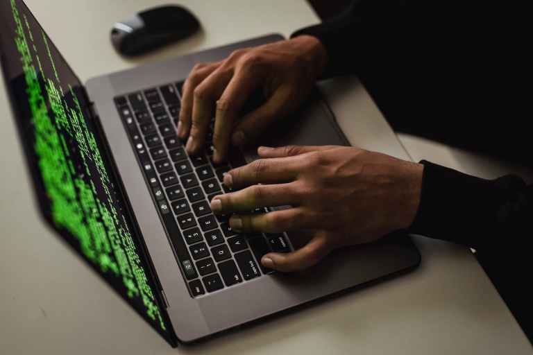 Brecha de ciberseguridad expone 85 millones de datos sensibles de ciudadanos turcos