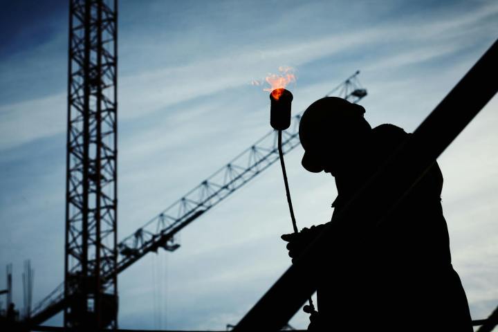 Gigante petrolero Halliburton confirma interrupción de operaciones tras ciberataque