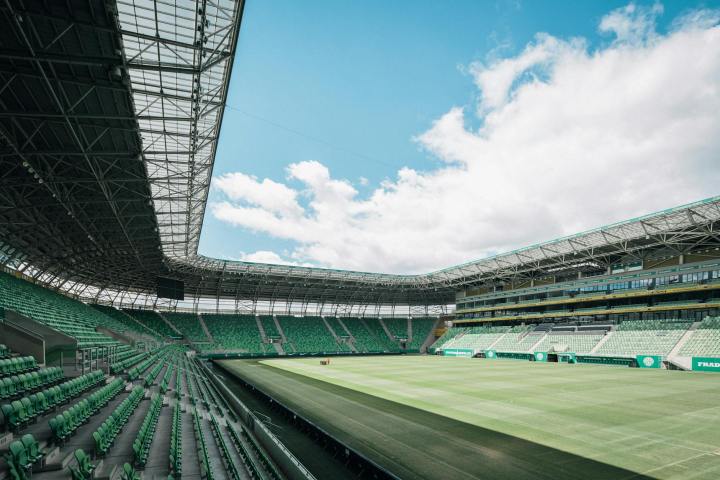 Detienen a hincha del Real Betis que manipuló plataforma para conseguir un asiento en el estadio