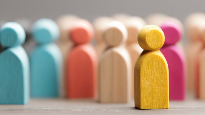 Gigante de recursos humanos sería una nueva víctima del grupo ShinyHunters que explota instancias de CRM de Salesforce
