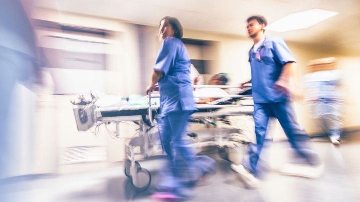 Ciberataque obliga a hospital en Massachusetts a desviar ambulancias y suspender tratamientos críticos